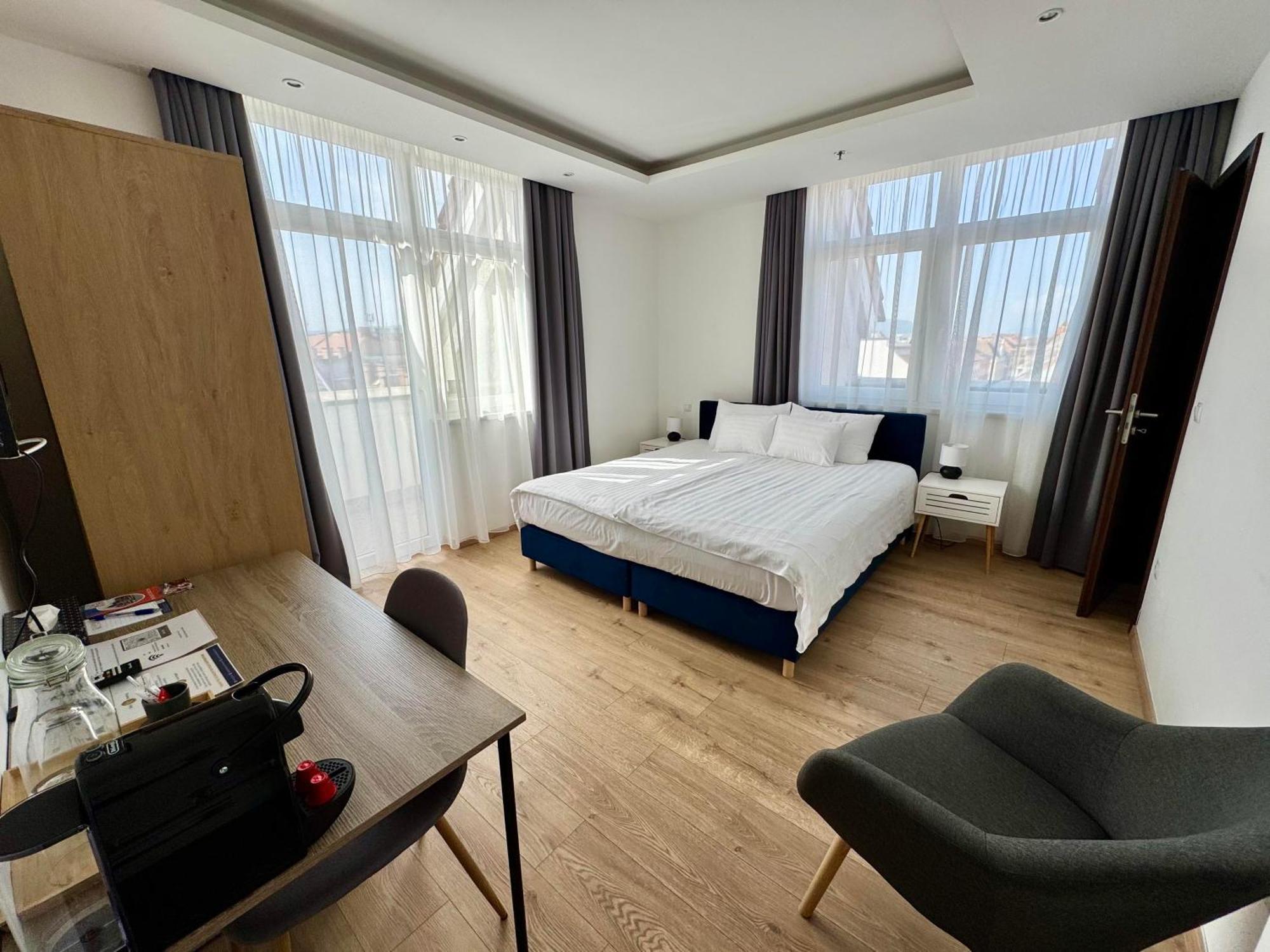 Rooftop City Residence With Deep Garage Βουδαπέστη Εξωτερικό φωτογραφία